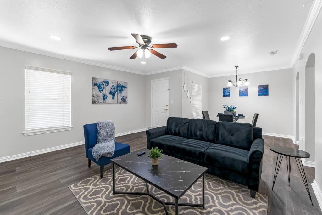 Family Friendly 2Bdrm-Walk To At&T/Cowboys Stadium Άρλινγκτον Εξωτερικό φωτογραφία