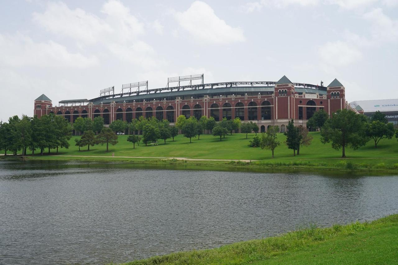 Family Friendly 2Bdrm-Walk To At&T/Cowboys Stadium Άρλινγκτον Εξωτερικό φωτογραφία